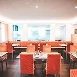 Schwertfirm 3* Karlsfeld