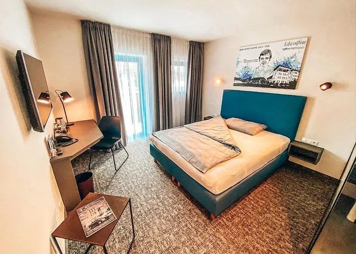 Schwertfirm Otel Karlsfeld