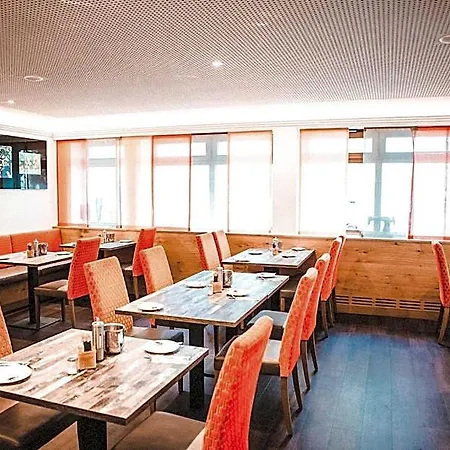 Schwertfirm 3* Karlsfeld