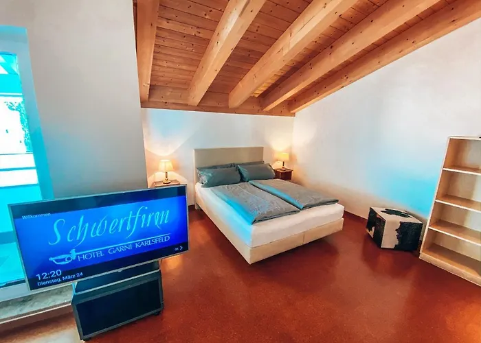 Schwertfirm 3* Karlsfeld