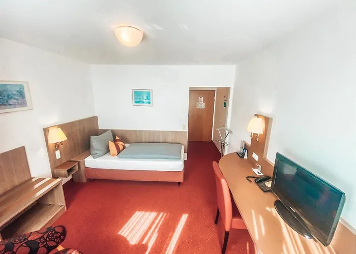 Schwertfirm Hotel 3*